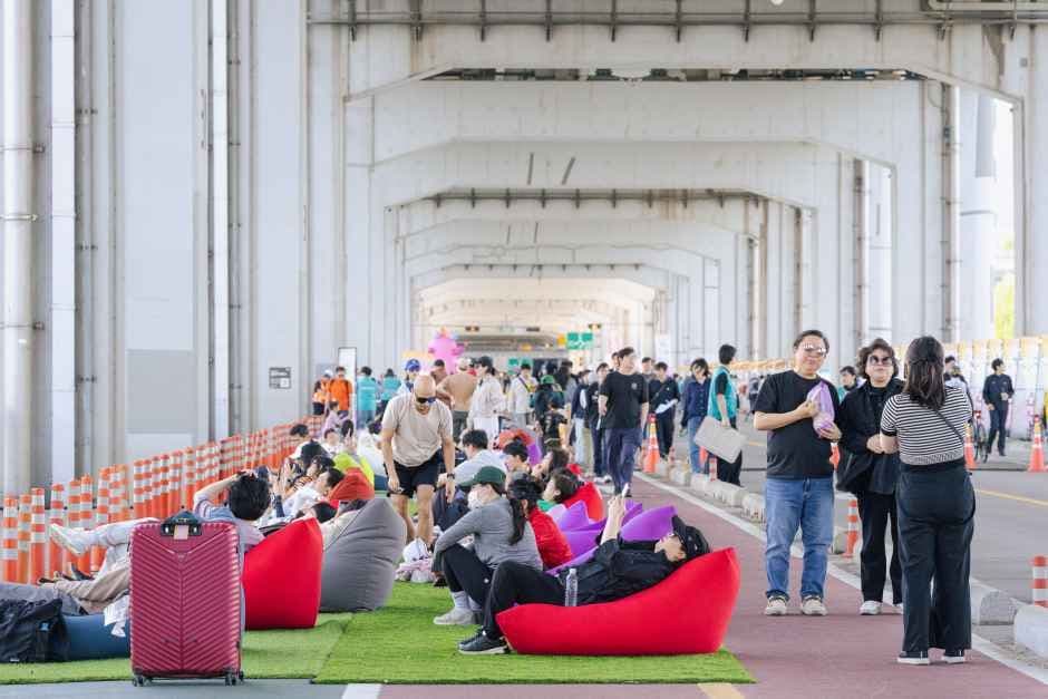 Car-free Jamsugyo Walking Festival